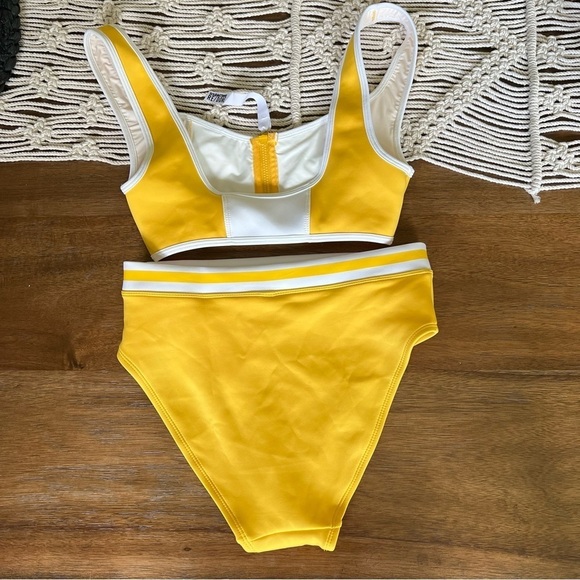 RE/DONE x SOLID & STRIPES YELLOW TWO PIECE SWIMSUIT SIZE S/M - Picture 3 of 11